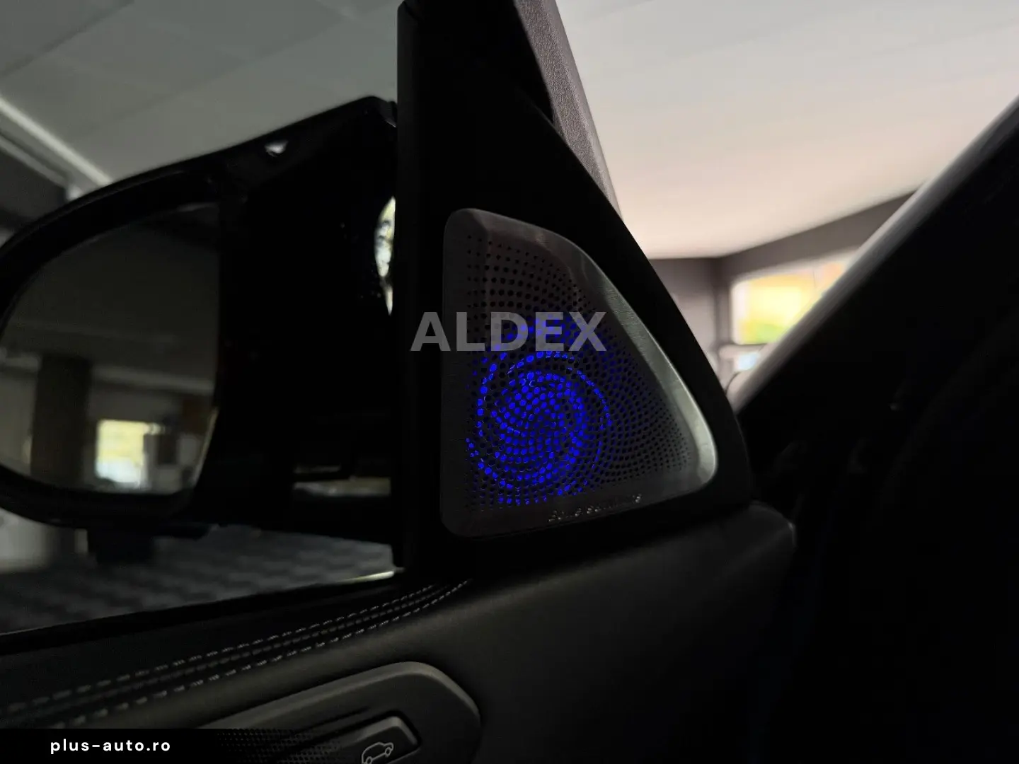 BMW X6 M Comp B&W SKYLOUNGE CARBON MASSAGE