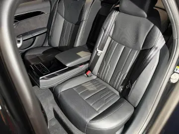 S8 Laser StandHz Pano B&O Masage HUD