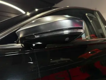 S8 Laser StandHz Pano B&O Masage HUD