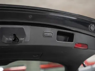 Macan T Panarama PASM Sitzbelüftung AHK