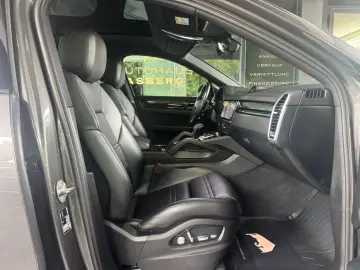 Cayenne Coupe E-Hybrid MATRIX ALLRADL. 21  360