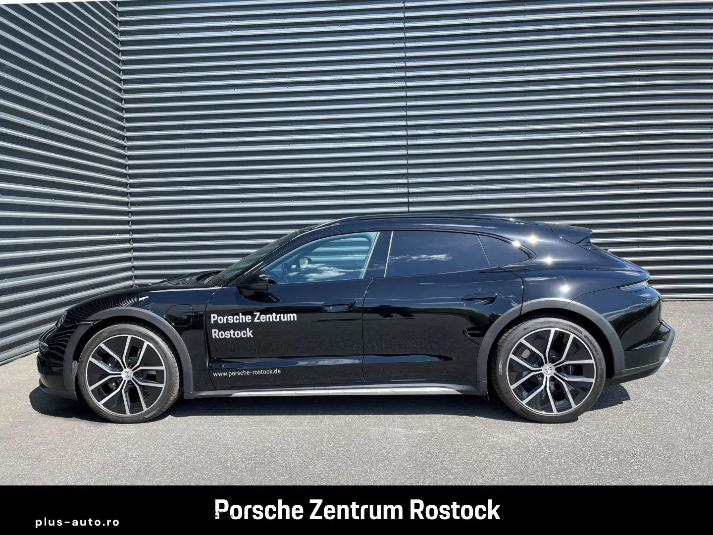 Taycan 4 Cross Turismo Rückfahrkamera Panorama