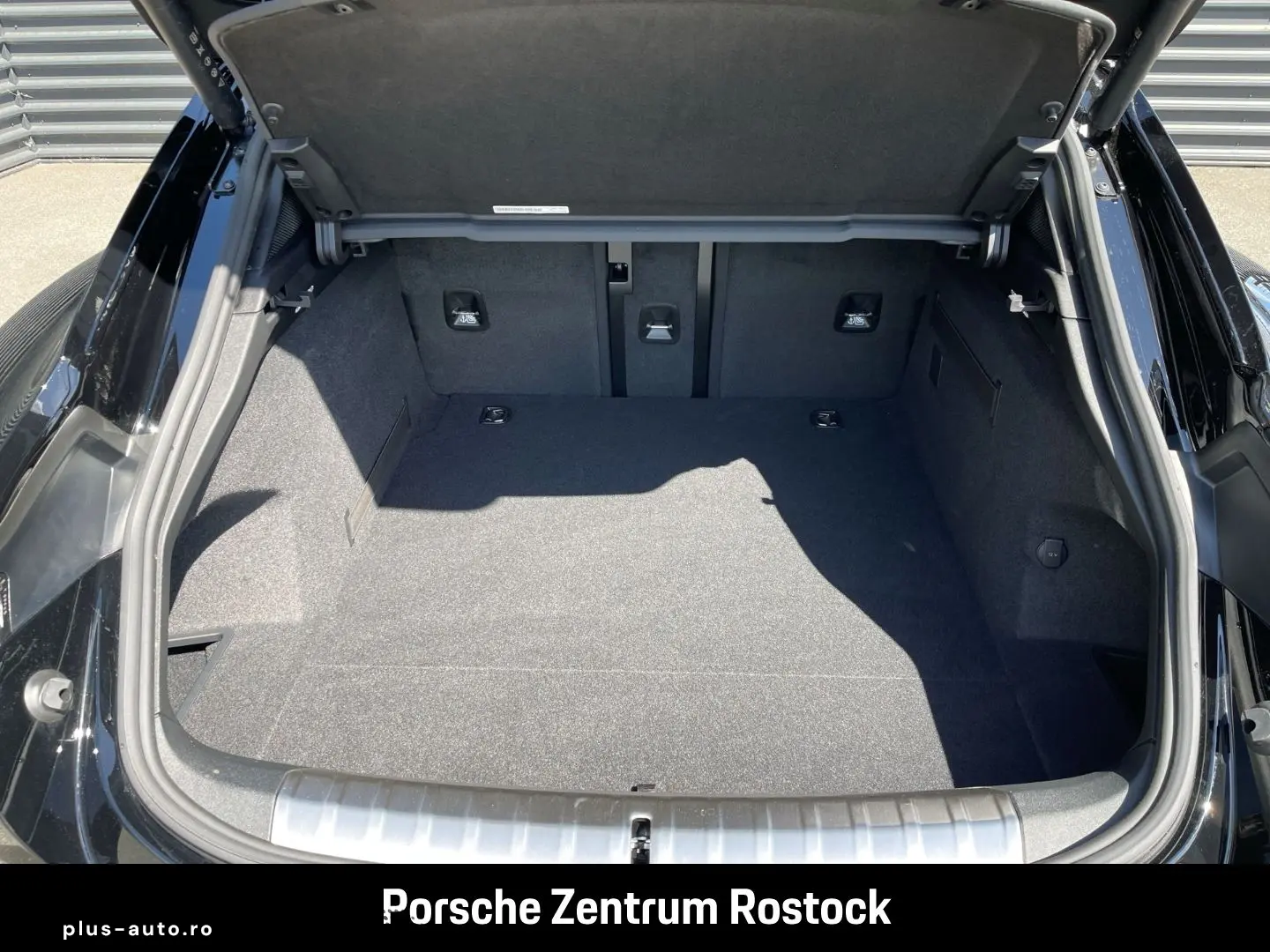 Taycan 4 Cross Turismo Rückfahrkamera Panorama