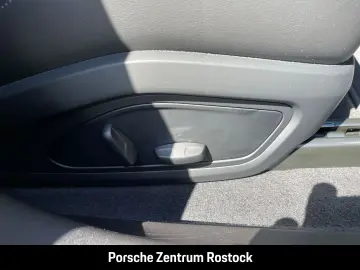 Taycan 4 Cross Turismo Rückfahrkamera Panorama