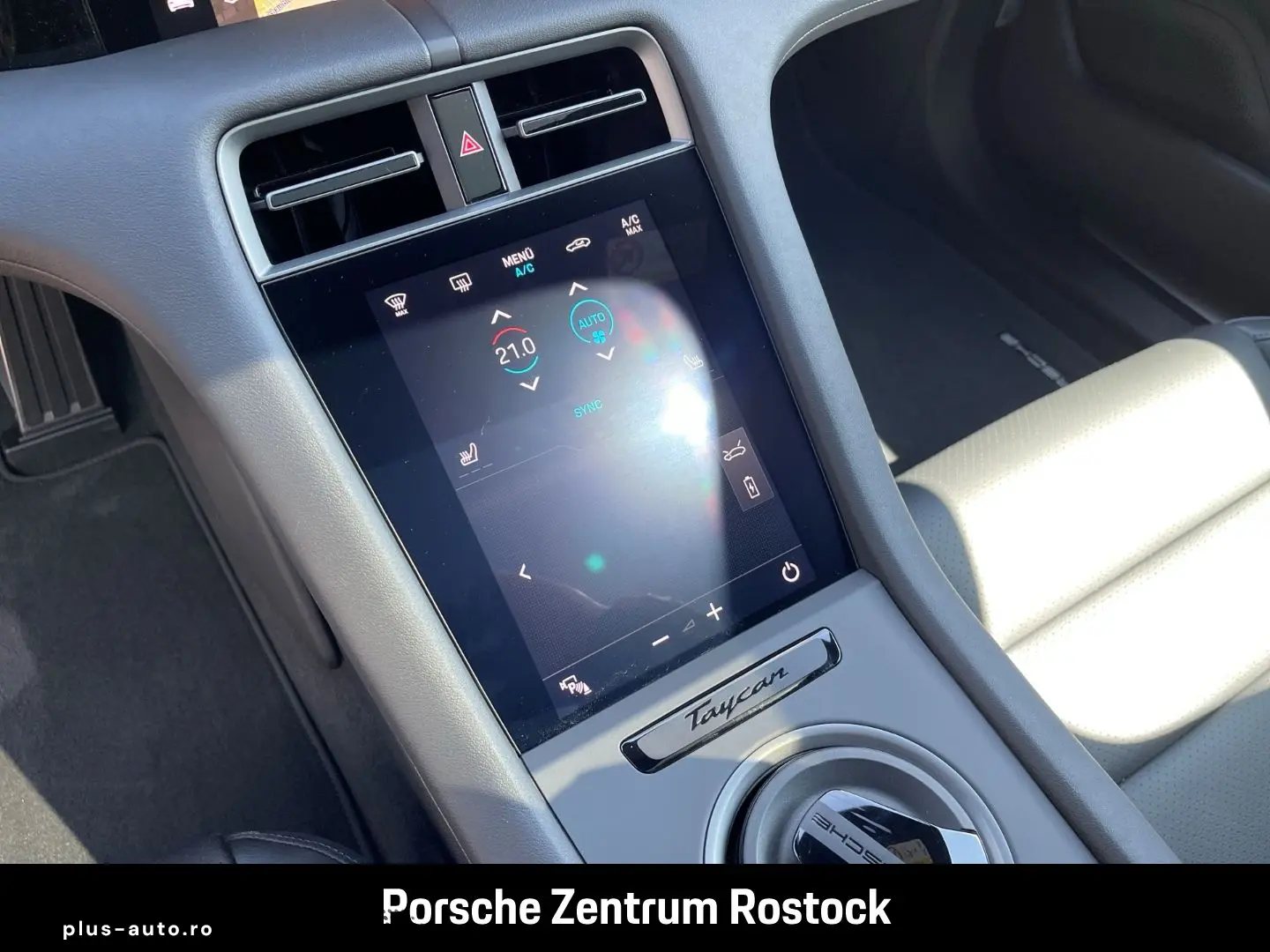 Taycan 4 Cross Turismo Rückfahrkamera Panorama