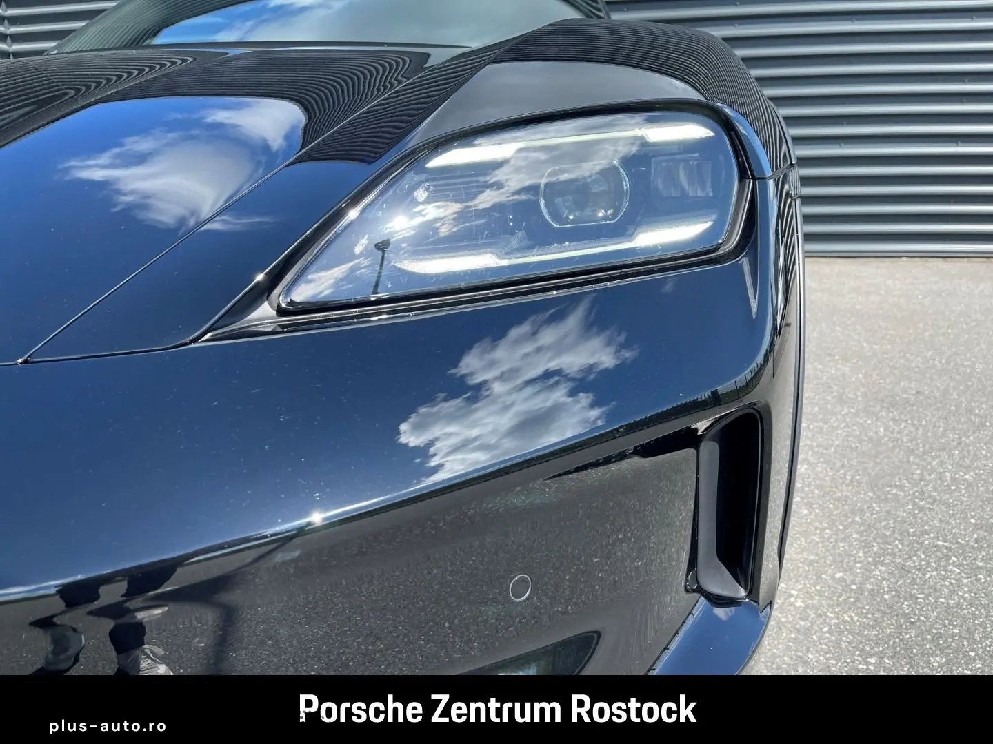 Taycan 4 Cross Turismo Rückfahrkamera Panorama