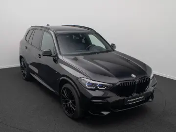 X5 M50i HUD H K 360 Massage DAB DispKey Panorama