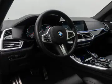 X5 M50i HUD H K 360 Massage DAB DispKey Panorama