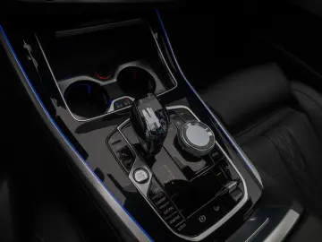 X5 M50i HUD H K 360 Massage DAB DispKey Panorama