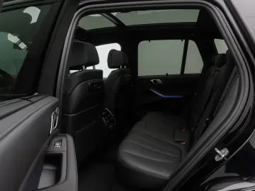 X5 M50i HUD H K 360 Massage DAB DispKey Panorama