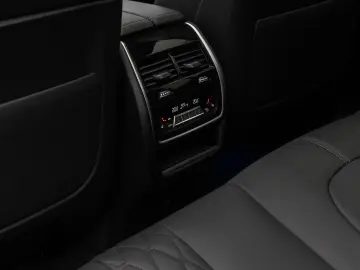 X5 M50i HUD H K 360 Massage DAB DispKey Panorama