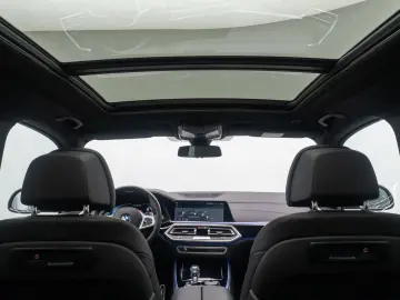 X5 M50i HUD H K 360 Massage DAB DispKey Panorama