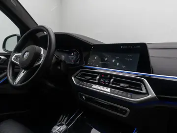 X5 M50i HUD H K 360 Massage DAB DispKey Panorama