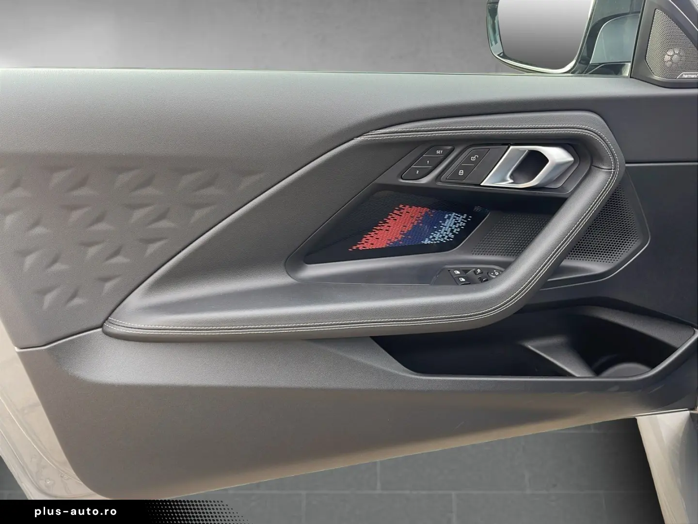 M2 Coupé Int. Carbon Fibre HUD el.Sitzv. H&K 3 9