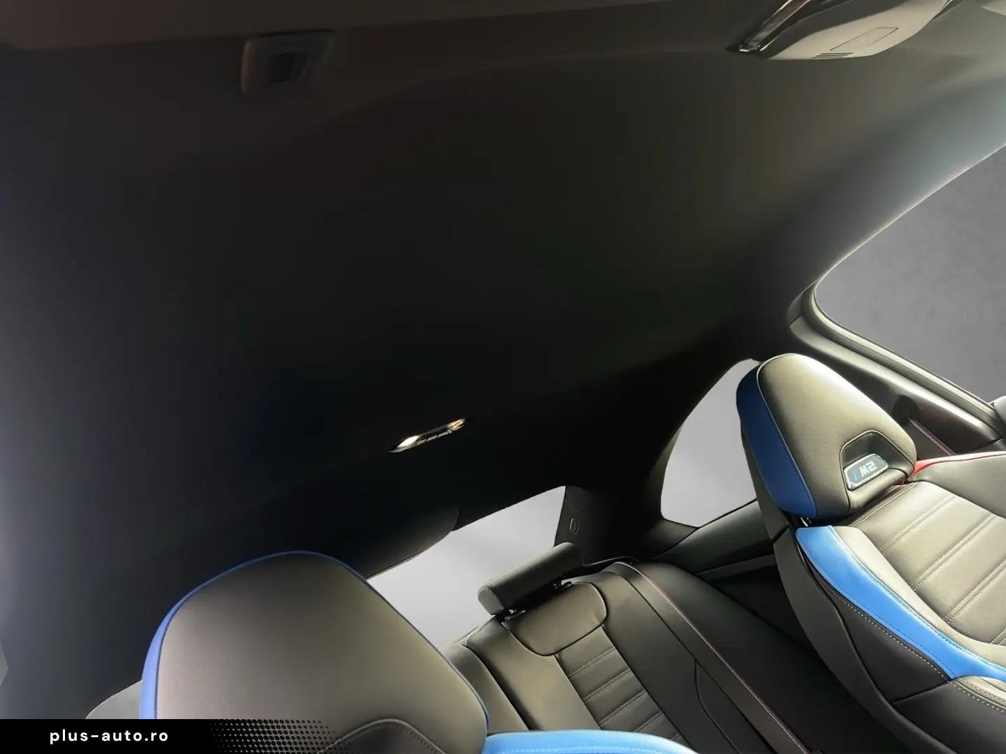 M2 Coupé Int. Carbon Fibre HUD el.Sitzv. H&K 3 9