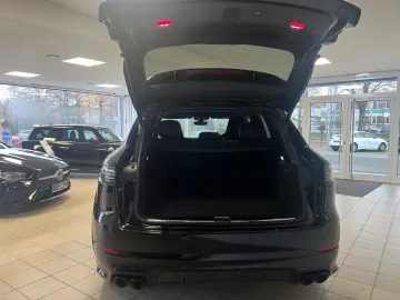 Cayenne GTS  Pano  Chrono  Burmester