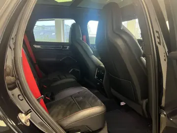 Cayenne GTS  Pano  Chrono  Burmester