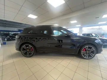 Cayenne GTS  Pano  Chrono  Burmester
