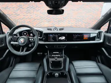 Cayenne Turbo E-Hybrid   Pano - AHK - HUD
