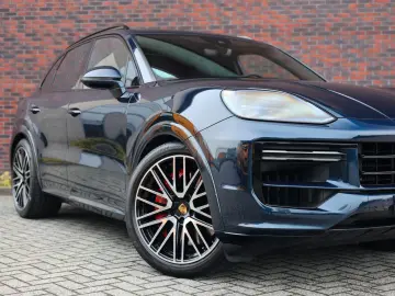 Cayenne Turbo E-Hybrid   Pano - AHK - HUD