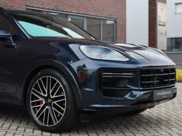 Cayenne Turbo E-Hybrid   Pano - AHK - HUD