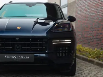 Cayenne Turbo E-Hybrid   Pano - AHK - HUD