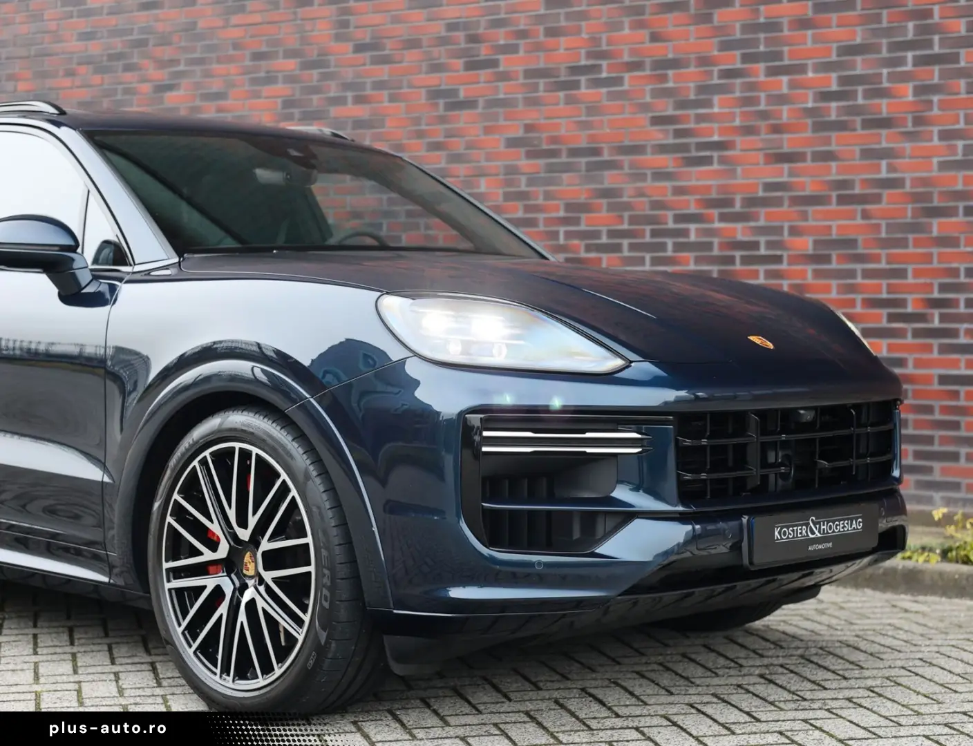 Cayenne Turbo E-Hybrid   Pano - AHK - HUD