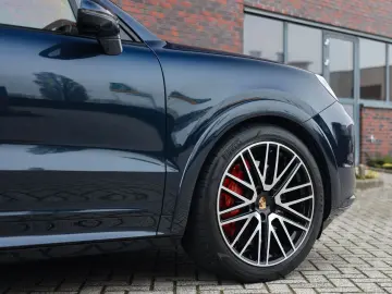 Cayenne Turbo E-Hybrid   Pano - AHK - HUD