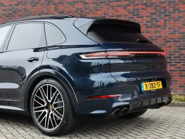 Cayenne Turbo E-Hybrid   Pano - AHK - HUD