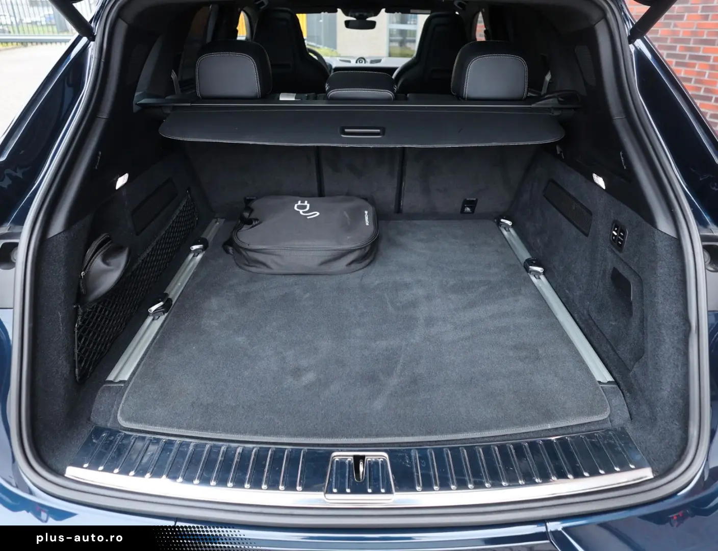 Cayenne Turbo E-Hybrid   Pano - AHK - HUD