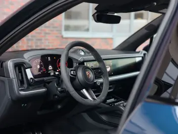 Cayenne Turbo E-Hybrid   Pano - AHK - HUD