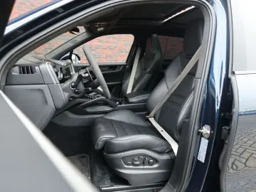 Cayenne Turbo E-Hybrid   Pano - AHK - HUD