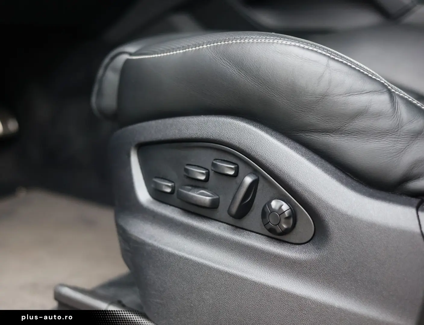 Cayenne Turbo E-Hybrid   Pano - AHK - HUD