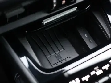 Cayenne Turbo E-Hybrid   Pano - AHK - HUD