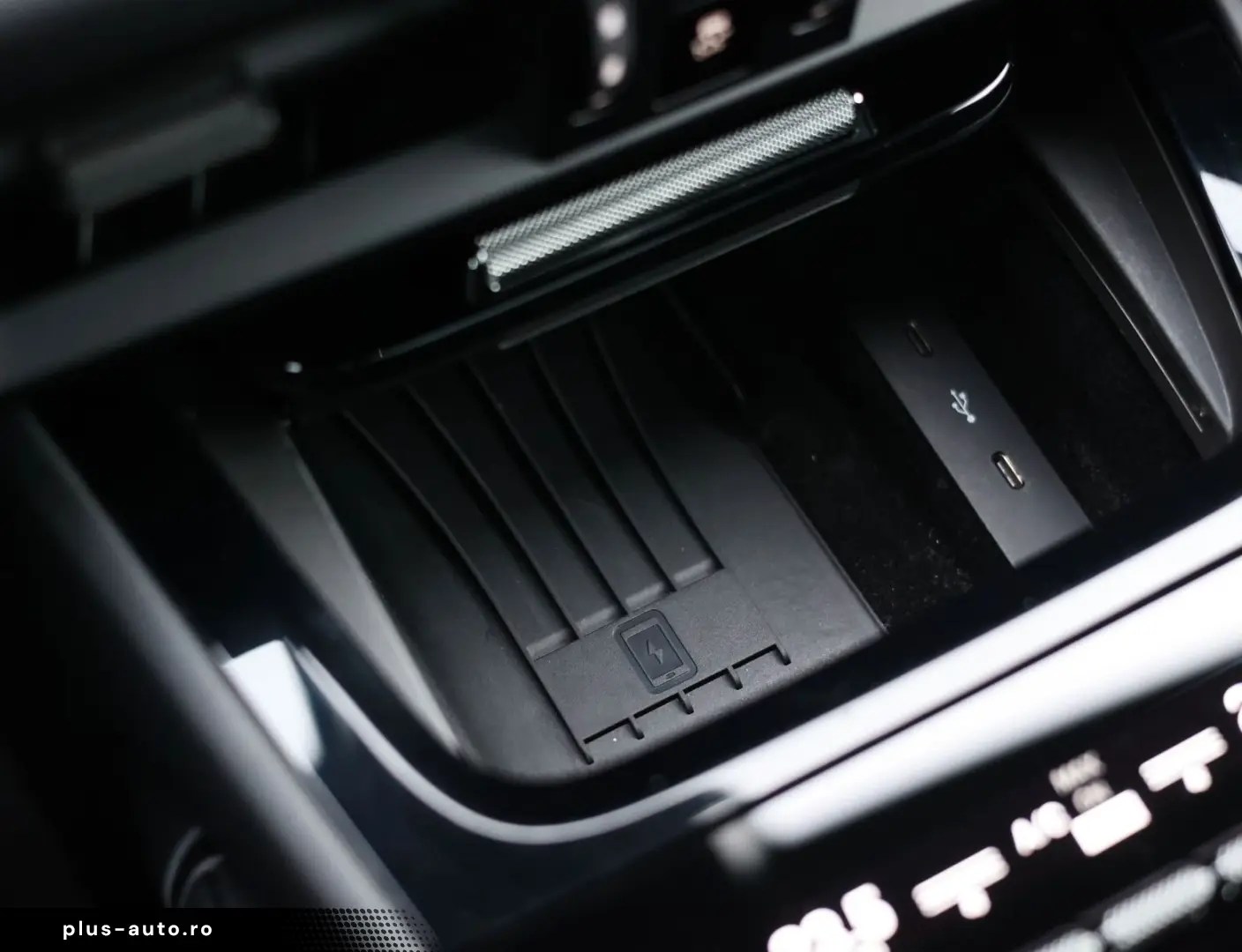 Cayenne Turbo E-Hybrid   Pano - AHK - HUD