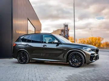 X5 X5 xDrive45e - VAT - Manhattan green - Pano -