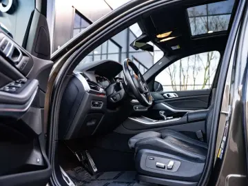 X5 X5 xDrive45e - VAT - Manhattan green - Pano -