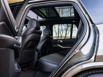 X5 X5 xDrive45e - VAT - Manhattan green - Pano -