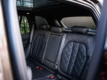 X5 X5 xDrive45e - VAT - Manhattan green - Pano -