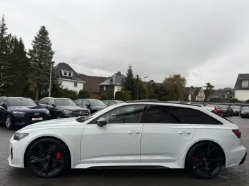 RS6 Avant 4.0 TFSI quattro Carbon Pano B&O Laser