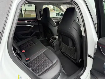 RS6 Avant 4.0 TFSI quattro Carbon Pano B&O Laser