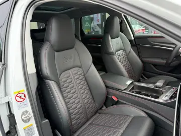 RS6 Avant 4.0 TFSI quattro Carbon Pano B&O Laser