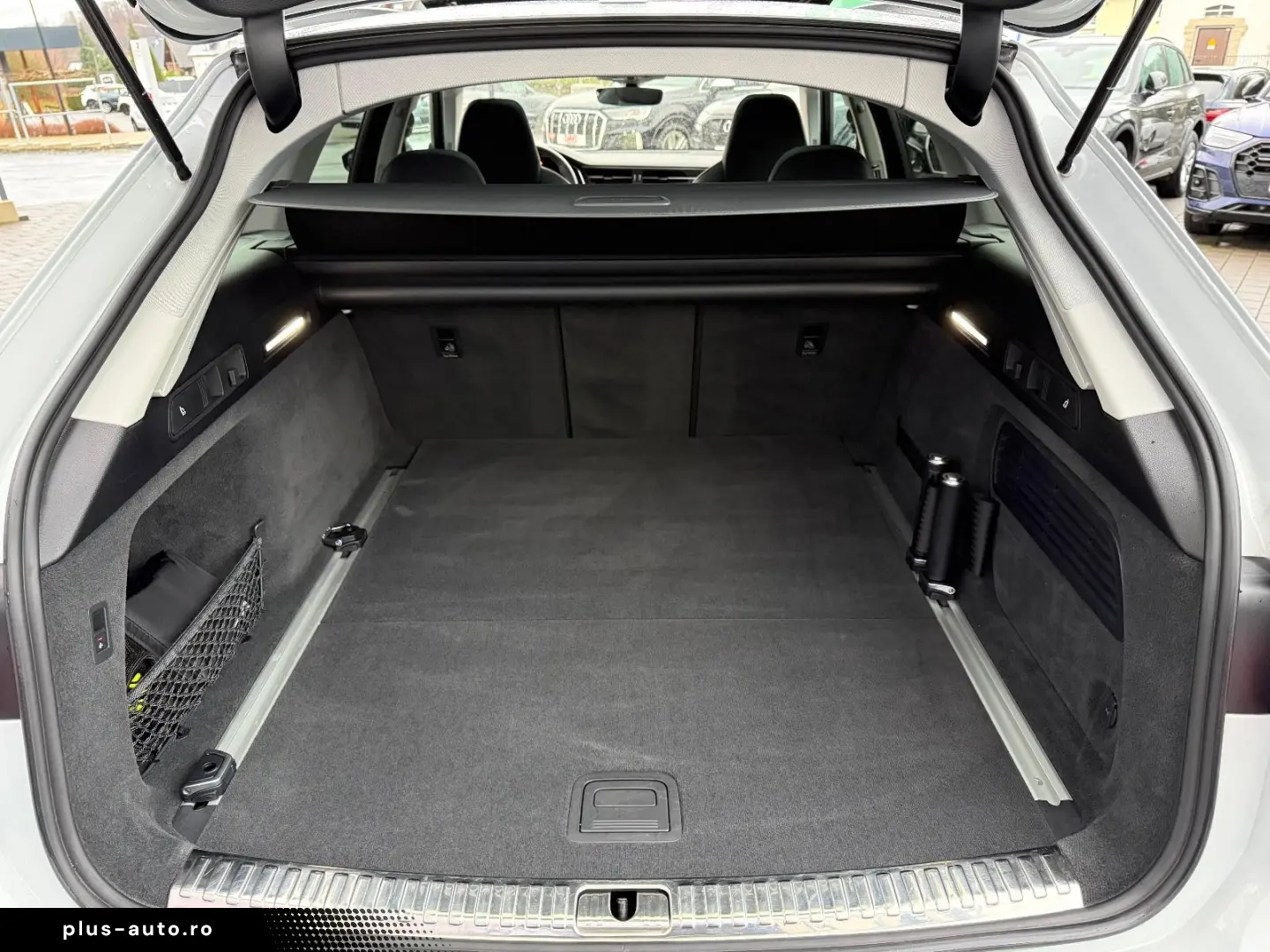 RS6 Avant 4.0 TFSI quattro Carbon Pano B&O Laser