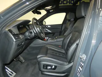 X6 xDrive 30 d M Sportpaket Panorama Standheiz.