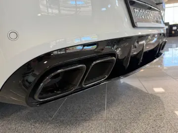 C63 S AMG V8 BI-TURBO  17tKM 1A TOP SERVICE NEU