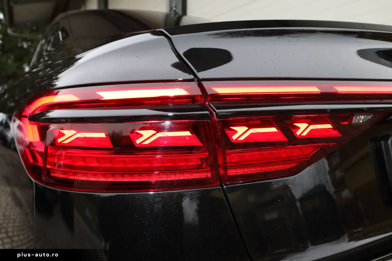 A8L 60 TFSIe lang ALL-BLACK CARBON UNIKAT UPE190