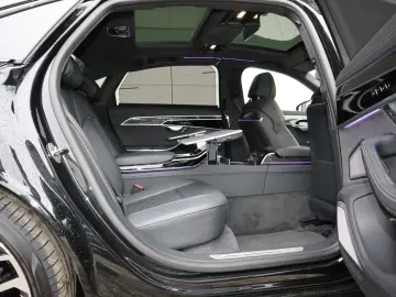 A8L 60 TFSIe lang ALL-BLACK CARBON UNIKAT UPE190