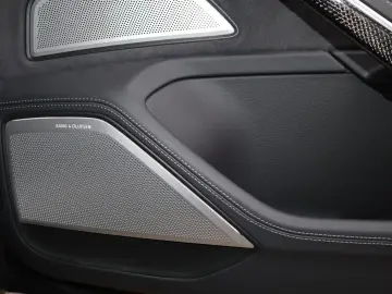 A8L 60 TFSIe lang ALL-BLACK CARBON UNIKAT UPE190