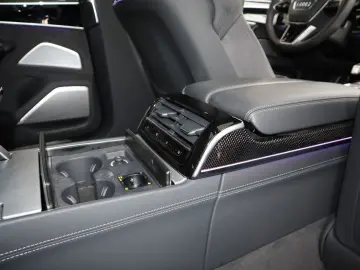 A8L 60 TFSIe lang ALL-BLACK CARBON UNIKAT UPE190