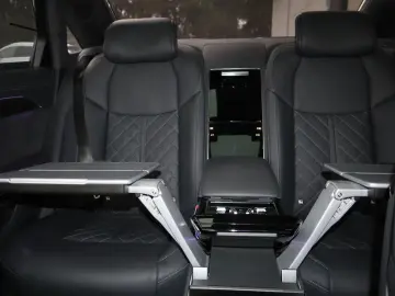 A8L 60 TFSIe lang ALL-BLACK CARBON UNIKAT UPE190